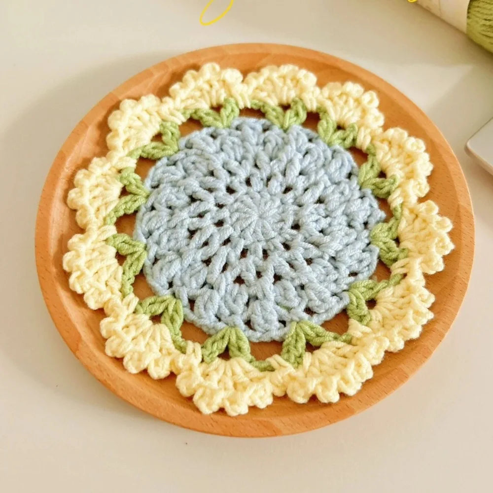 Handcrafted ConvertiBowlifte Yarn Rose Bouquet | Bowlift