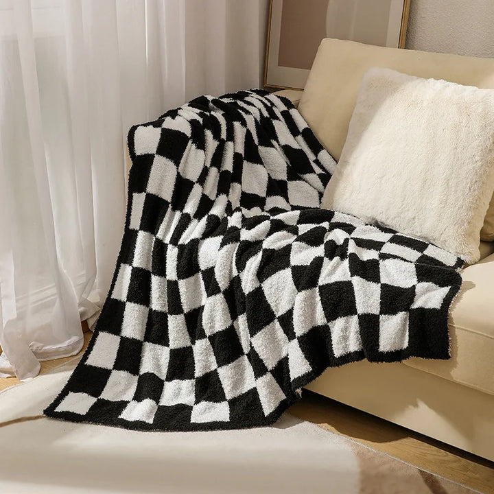 BowLift | Nordic Throw for a Stylish Interior