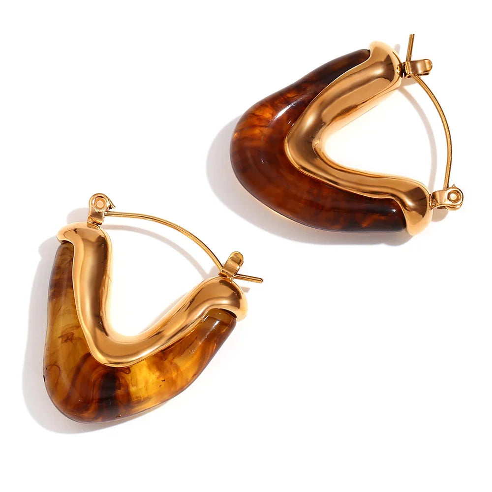 BowLift | 18k Classy V Hoop Earrings