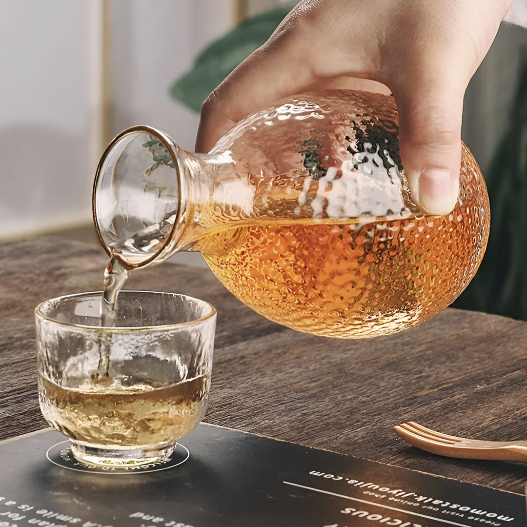 Japanese Sake Set made of glass – Elegant carafe with cups | Perfect for wine, whisky & liqueur | Bowlift