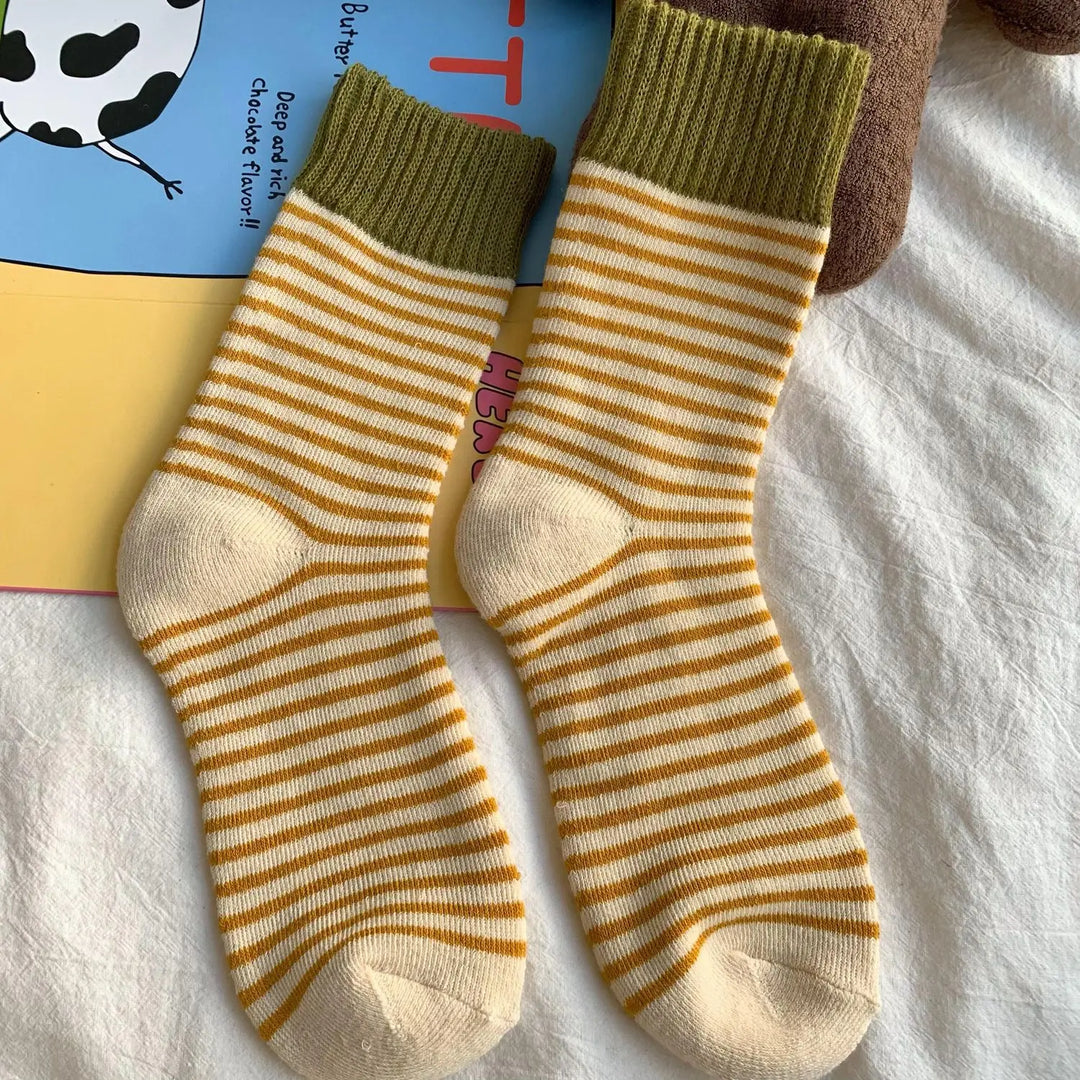 BowLift | WollHerz Women's Wool Socks | Autumn & Winter | Thick & Warm | Ribbed Design | Solid & Stripes