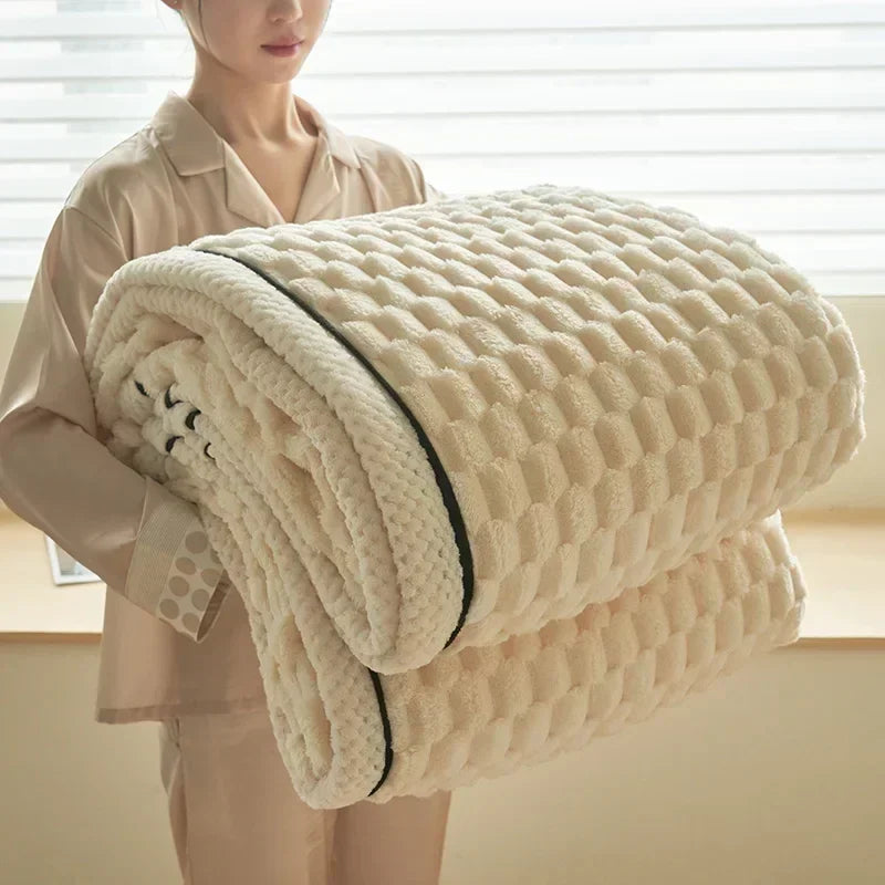 BowLift | Velutura Plush Blanket made of Turtle Velour | Fluffy & Warm | For Bed, Sofa & Travel | Anti-Pilling | Various Sizes & Colors