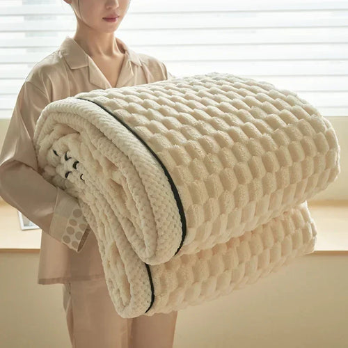 BowLift | Velutura Plush Blanket made of Turtle Velour | Fluffy & Warm | For Bed, Sofa & Travel | Anti-Pilling | Various Sizes & Colors
