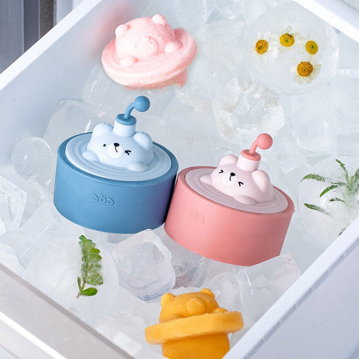 BowLift | Chilly Bear Paws Ice Cube Mould