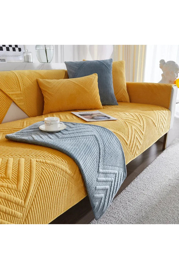 Soft Quilted Sofa Cover | Bowlift