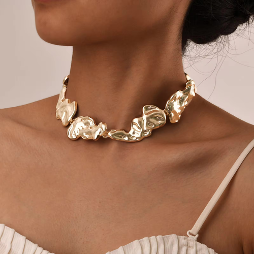 BowLift | Melted Lava Choker Necklace
