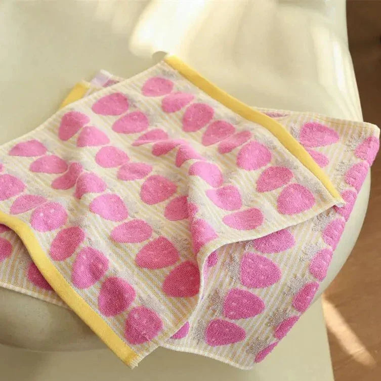 Strawberry Series Cotton Towel Collection | Bowlift