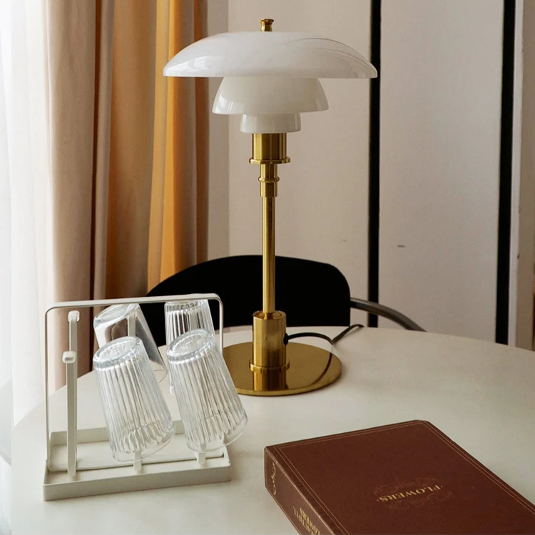 BowLift | Retro Design Glass Table Lamp