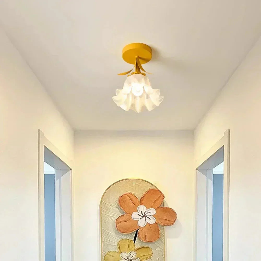 BowLift | Mini Pendant Lamp with Floral Motif Classical Elegance in Modern Form
