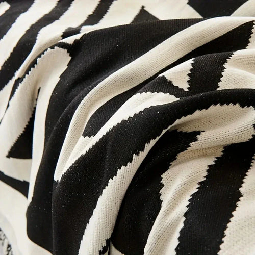 BowLift | Sofa Towel With Tassels
