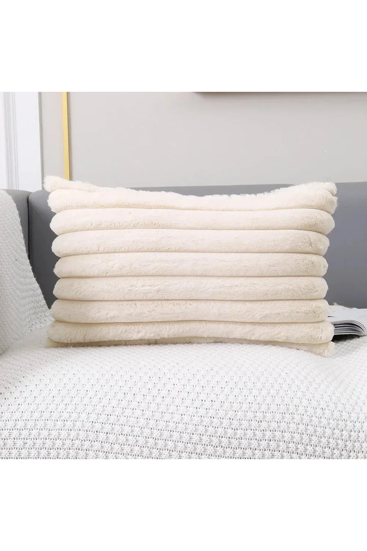 White plush pillow cover | Bowlift