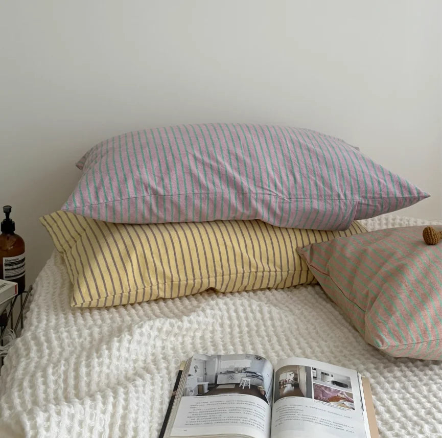 Modern Simple Striped Pillowcase | Bowlift