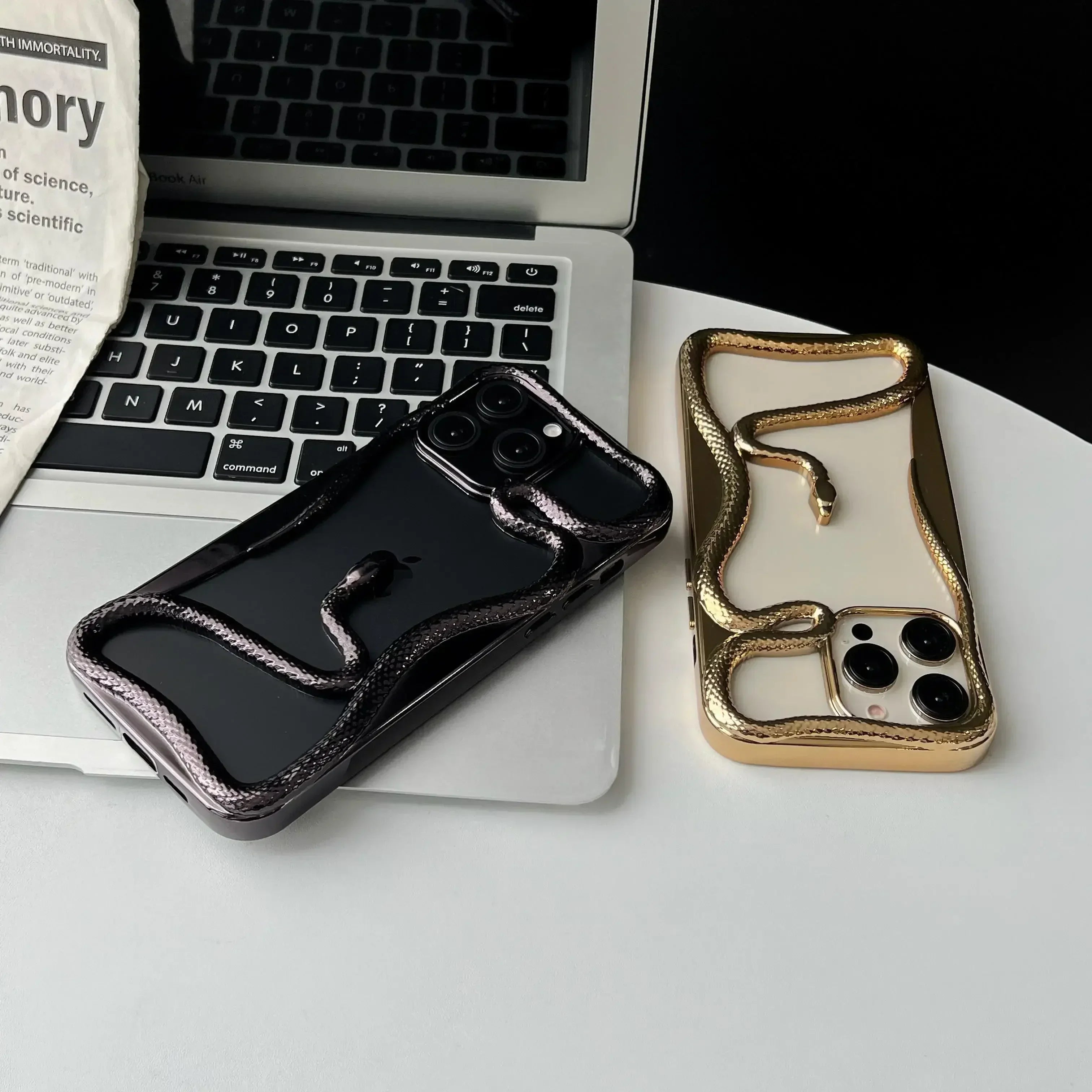 BowLift | Snake Wrap Retro Phone Case
