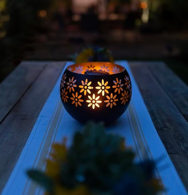 BowLift | Solar Flower lamp | Solar-powered garden lighting