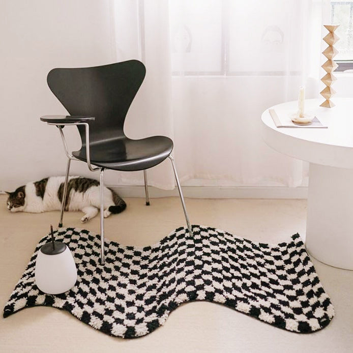 Wavy Checkerboard Mini Rug | Bowlift