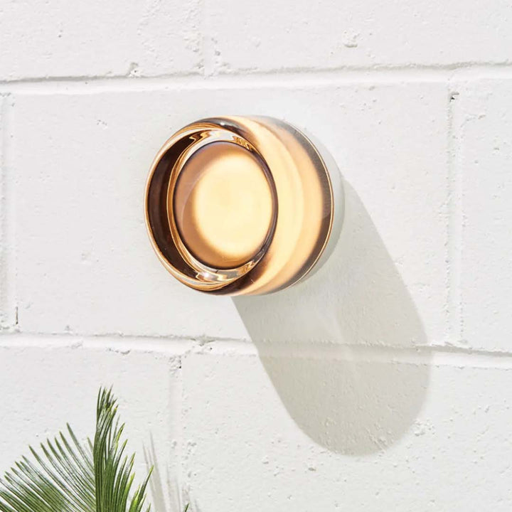 BowLift | VivaLight - Chic Dimple wall lamp for a modern interior