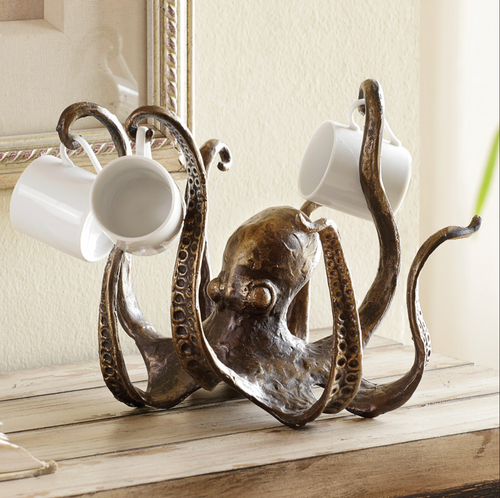 Kraken - Octopus Design Rustic Cruch Holder Bowlift
