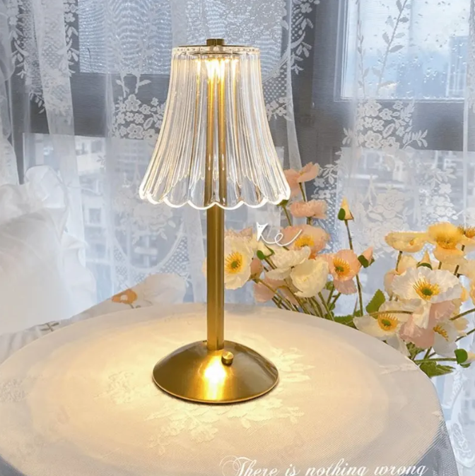 BowLift | Wireless Crystal Table Lamp with Dimming Function