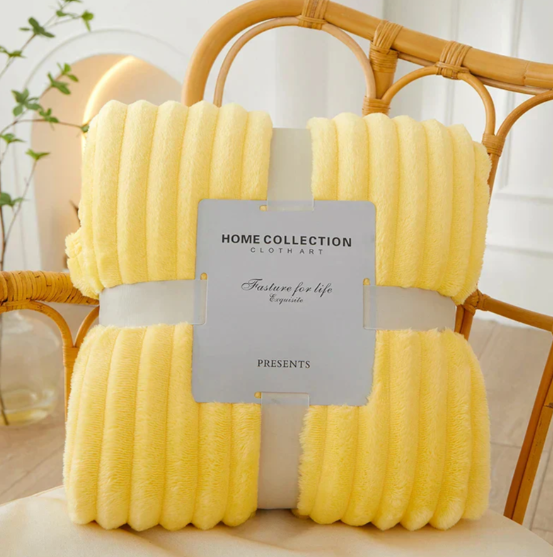 BowLift | Broad-striped flannel fleece blanket