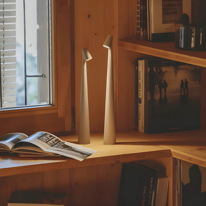 BowLift | At the desk LED Northern light - 3 intensities, wireless Scandinavian design