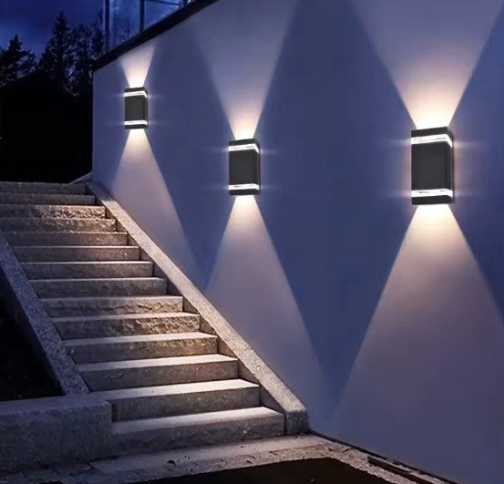BowLift | Modern outdoor light with elegant design