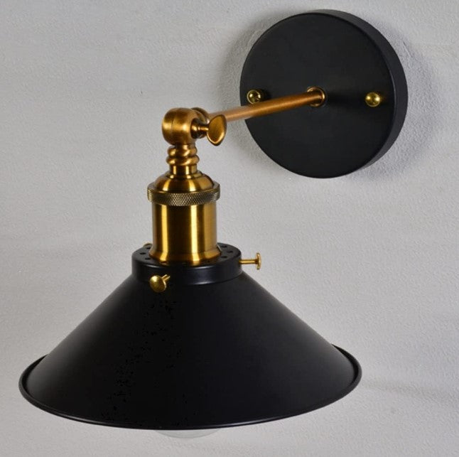 BowLift | Black elegance with adjustable light angle