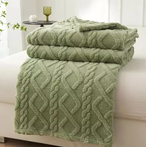 BowLift | SoftBreeze - Thin Taffeta Bedspread for Every Season