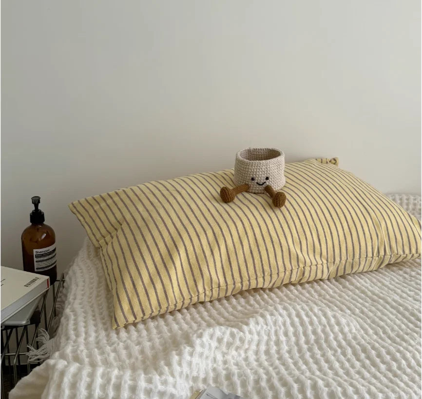 Modern Simple Striped Pillowcase | Bowlift