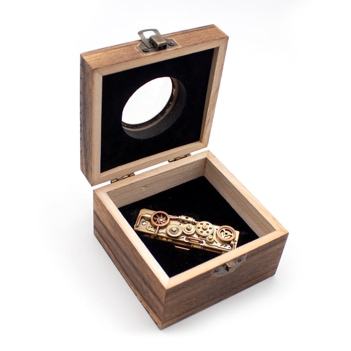 BowLift | Clockwork Flame Vintage Kerosene Lighter