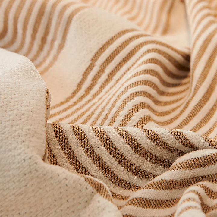 BowLift | ScandiLoom Tassel Blanket | Four Seasons | Sofa & Scratch Protection | Blanket & Rug in One Description: