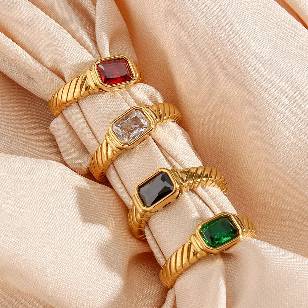 BowLift | Cross Striped Baguette Diamond Ring