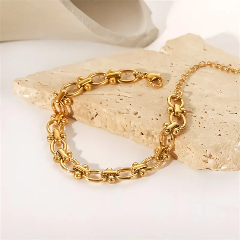 BowLift | Dainty Oval Accented Bracelet