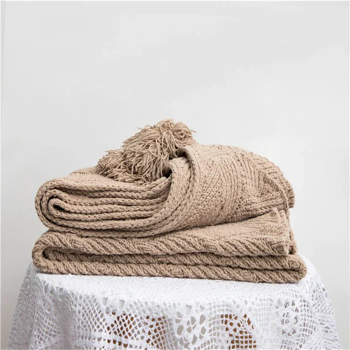 HeartCozy Blanket – Luxe Chenille Blanket with Heart Fringes Bowlift