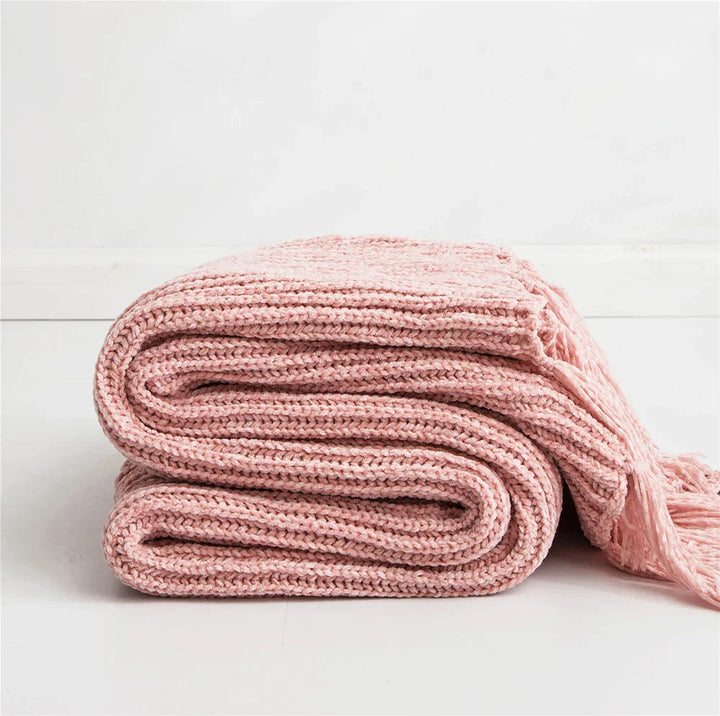 HeartCozy Blanket – Luxe Chenille Blanket with Heart Fringes Bowlift