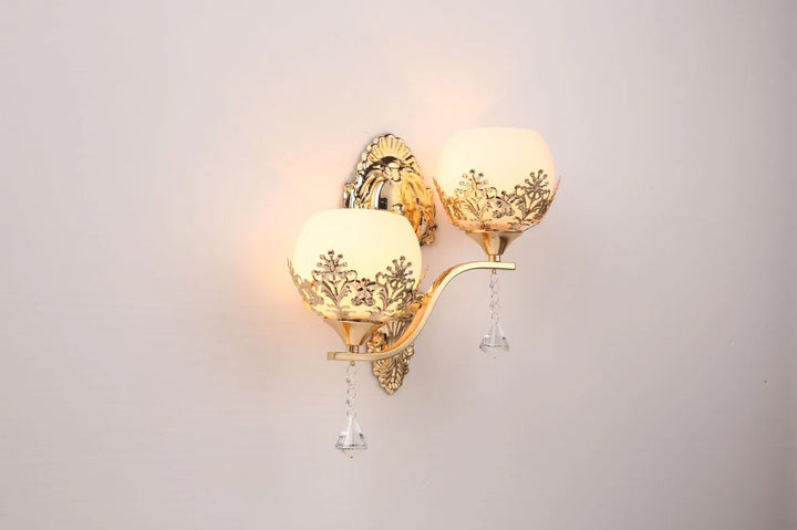 LuxeGlow - Gold LED Wall Lamp for Mood Lighting Bowlift