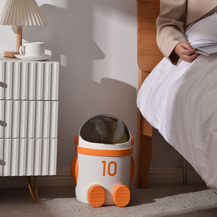 BowLift | Mini Astronaut Shape Cute Office Trash Can