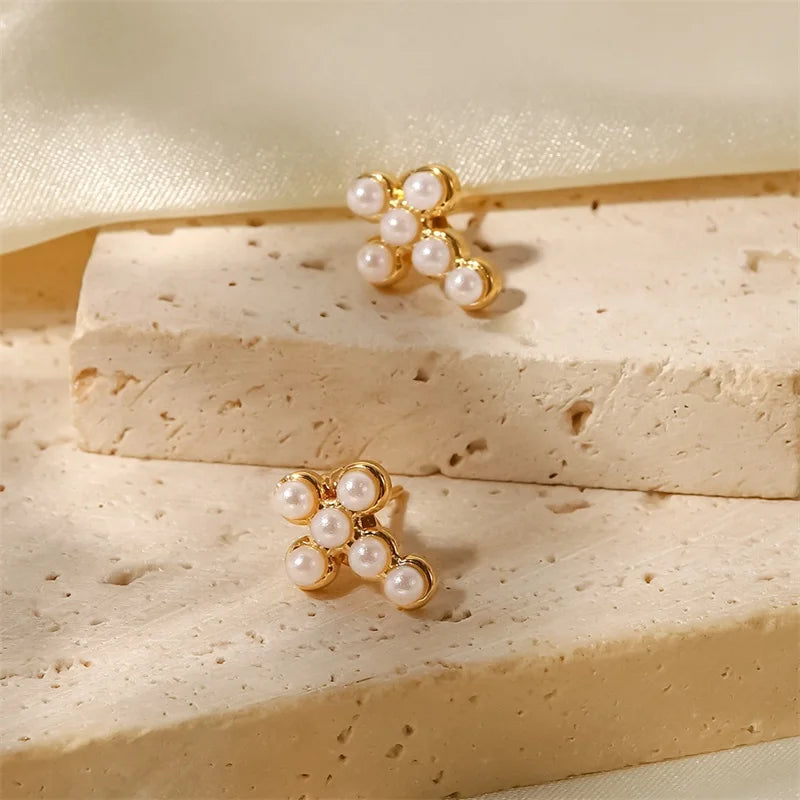 BowLift | Dainty Cross Stud Earrings