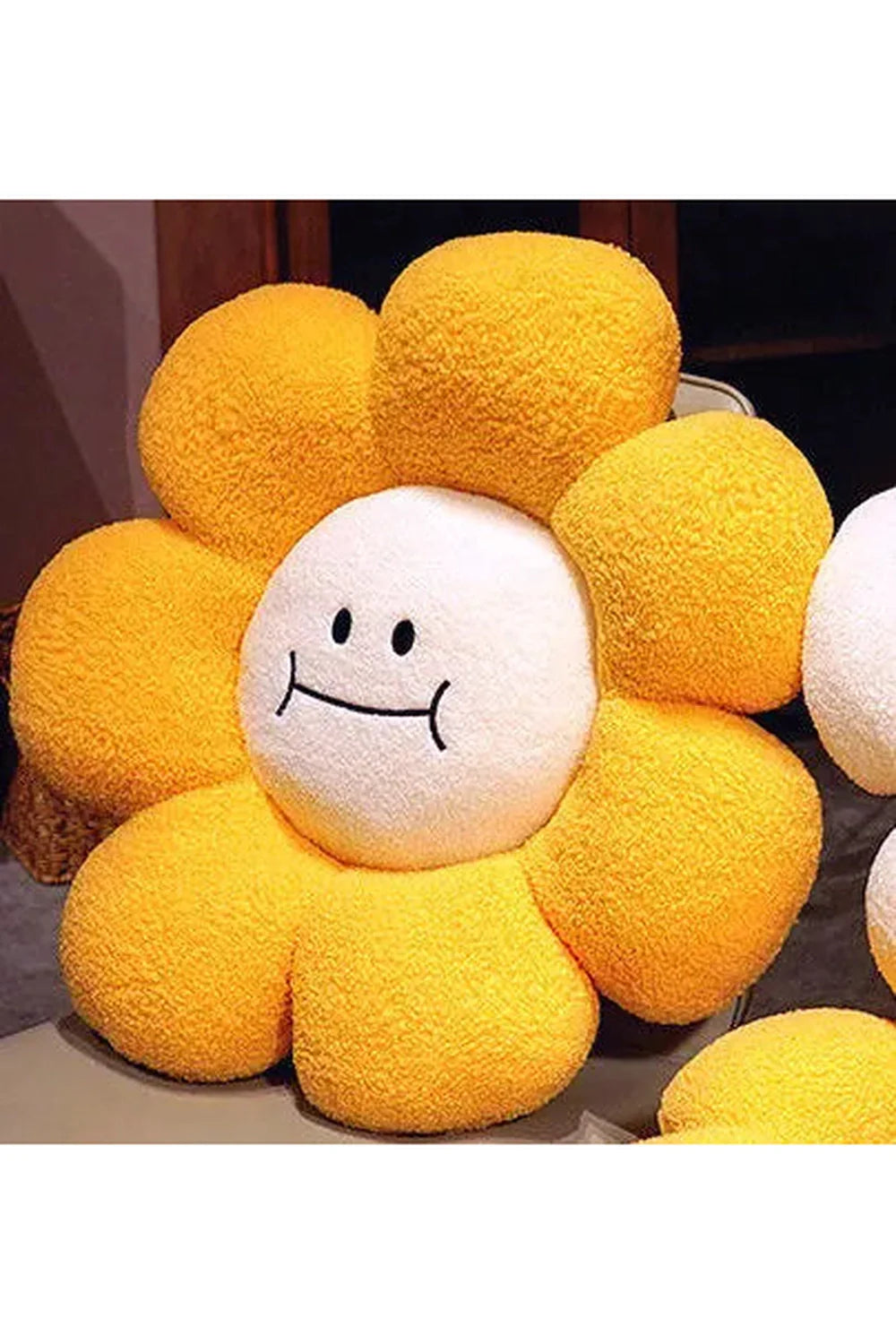 Smile Cushion | Bowlift