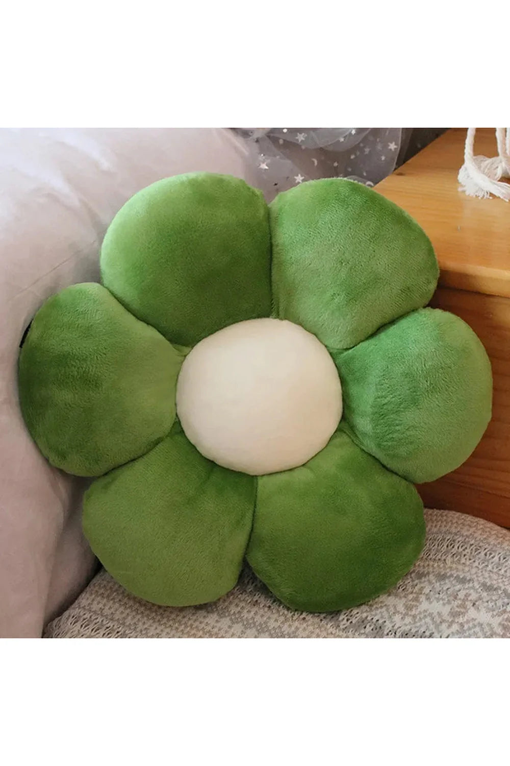Daisy-shaped cushion | Bowlift