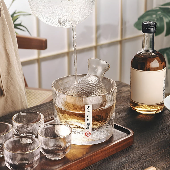 Japanese Sake Set made of glass – Elegant carafe with cups | Perfect for wine, whisky & liqueur | Bowlift
