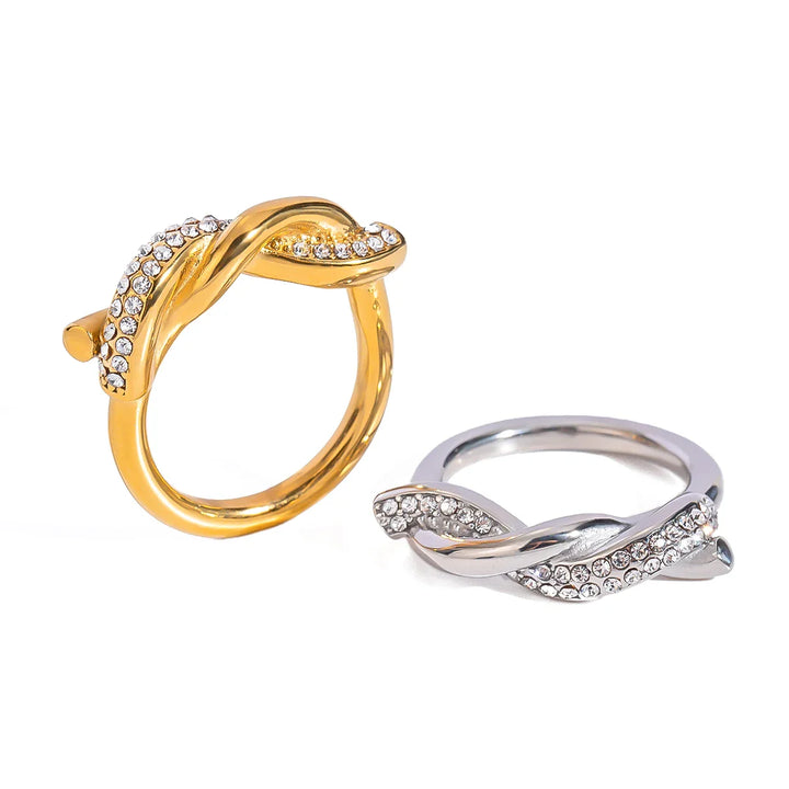 BowLift | Intertwined Diamond Accent Ring