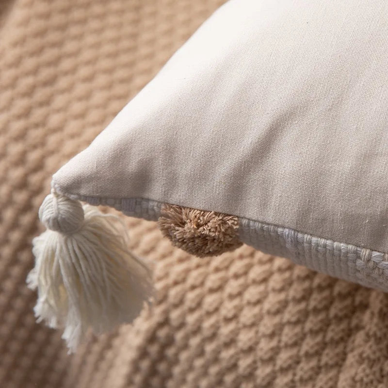 BowLift | Lumière Luxe Pillowcase - Elegant Tufted Style for Your Interior