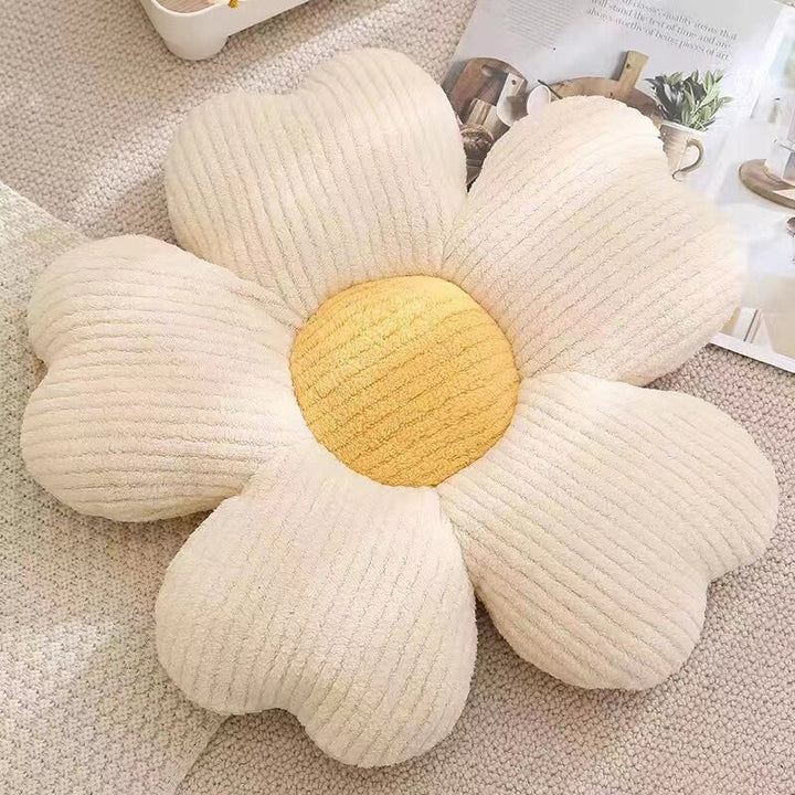 Fluffy Clover Flower Cushion | Bowlift