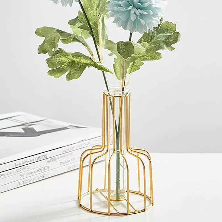 Gold Cage Vase Bowlift