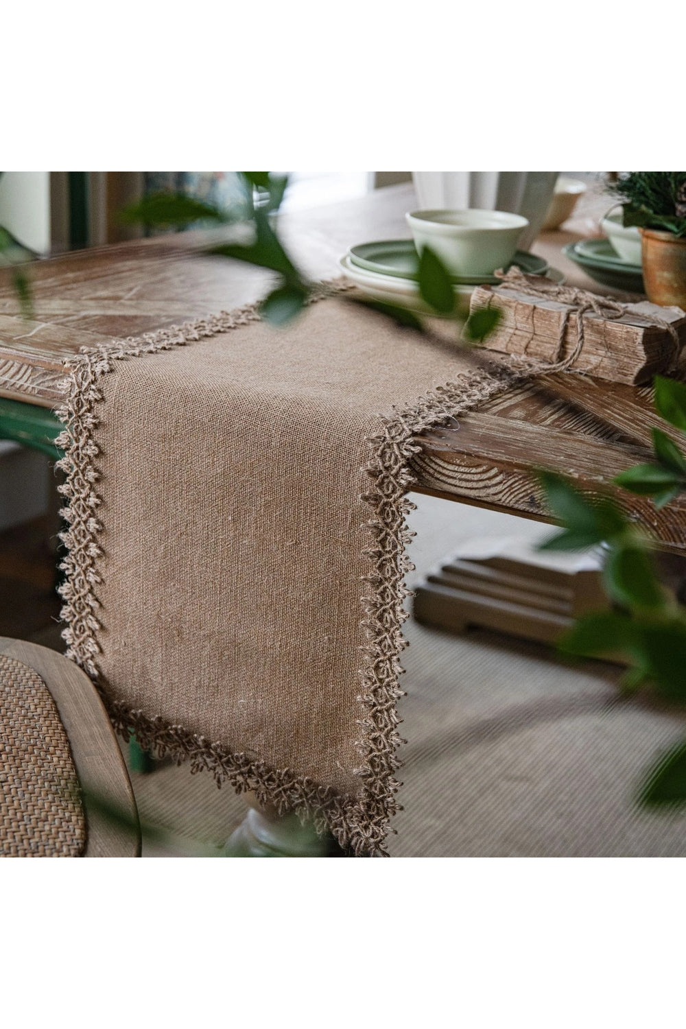 Table Runner - Light Academia | Bowlift