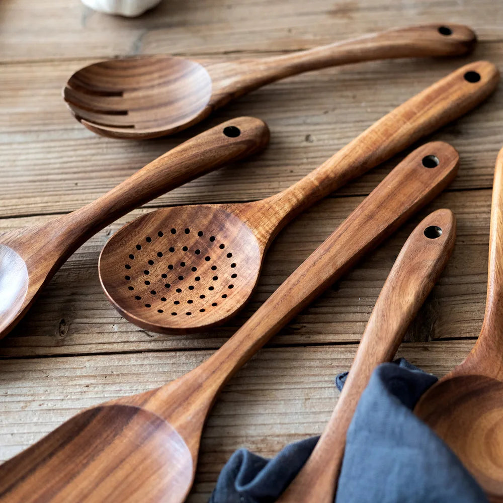 BowLift | Kitchen Set Made from Natural Teak Wood