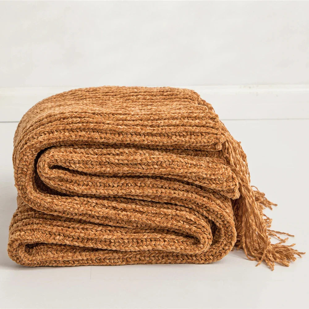 HeartCozy Blanket – Luxe Chenille Blanket with Heart Fringes Bowlift