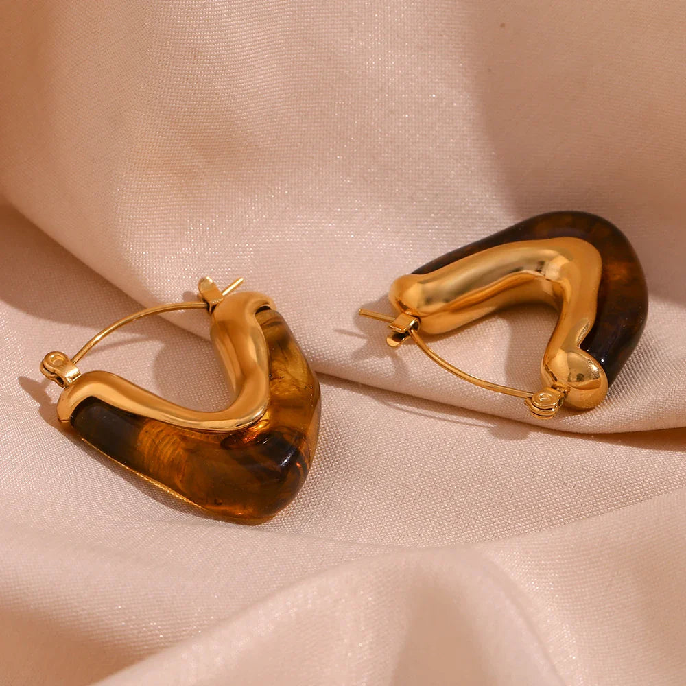 BowLift | 18k Classy V Hoop Earrings