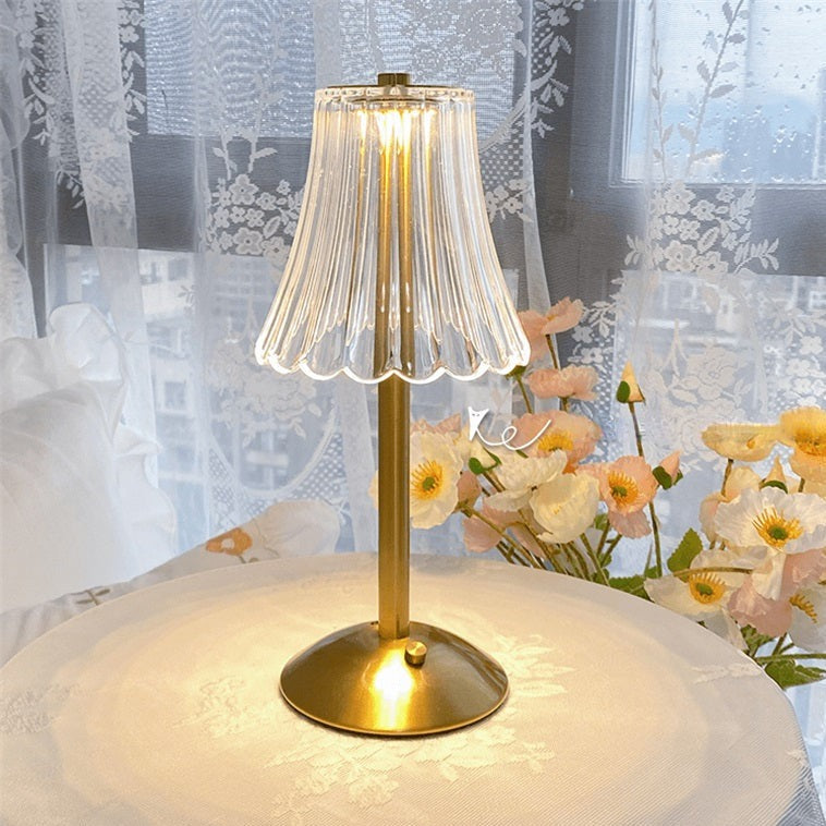 BowLift | Golden Crystal Table Lamp