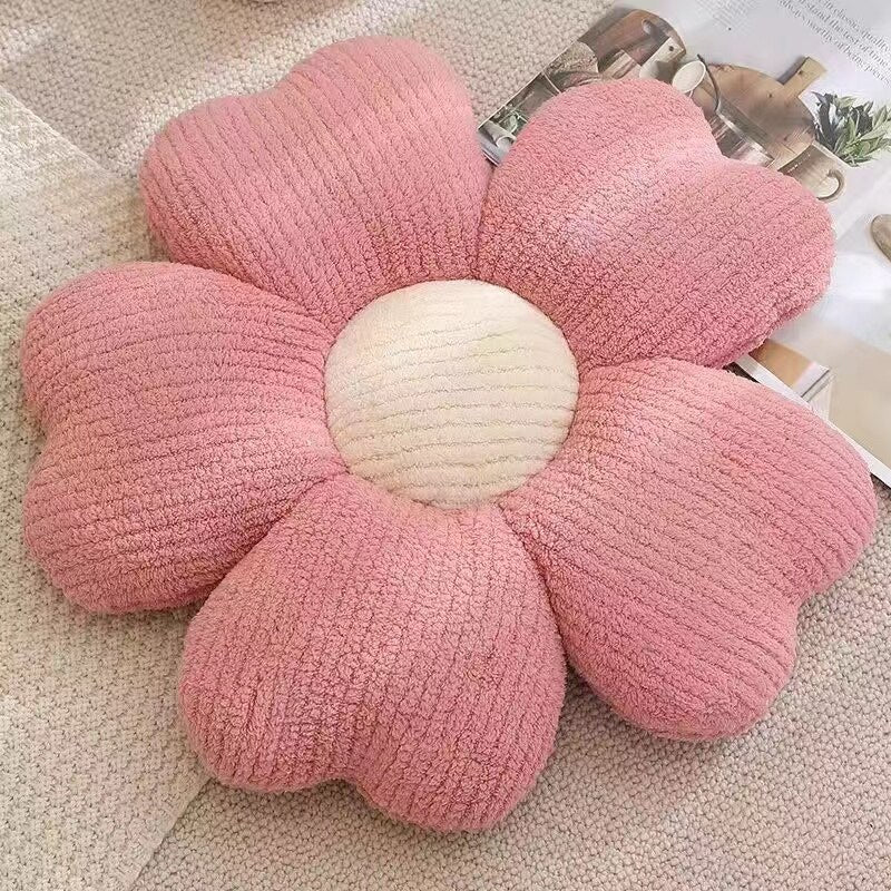 BowLift | Soft Clover Flower Decorative Pillow